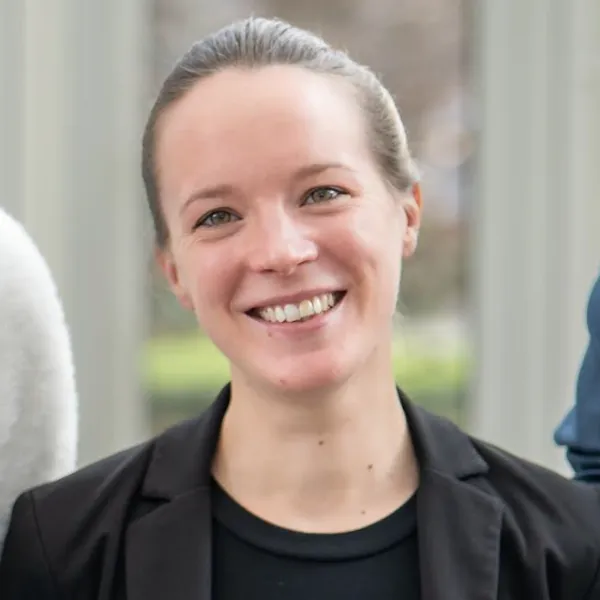 Janina Schäfer, Geschäftsführung · Finanzen & Steuerung